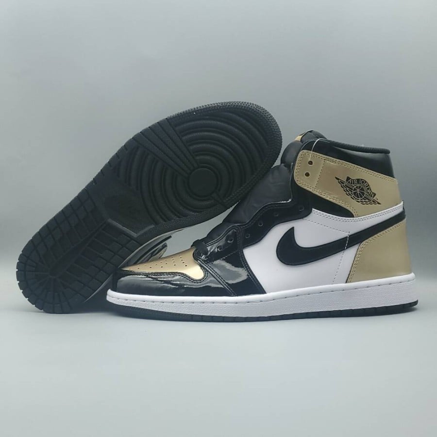 Air Jordan 1 Retro High OG NRG
