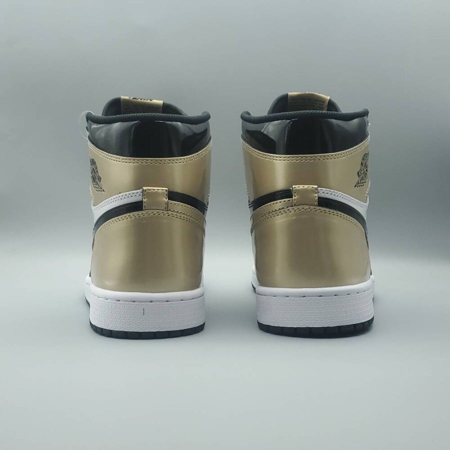 Air Jordan 1 Retro High OG NRG