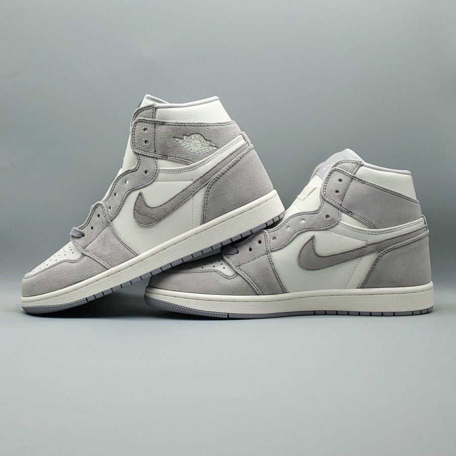 Wmns Air Jordan 1 High Premium