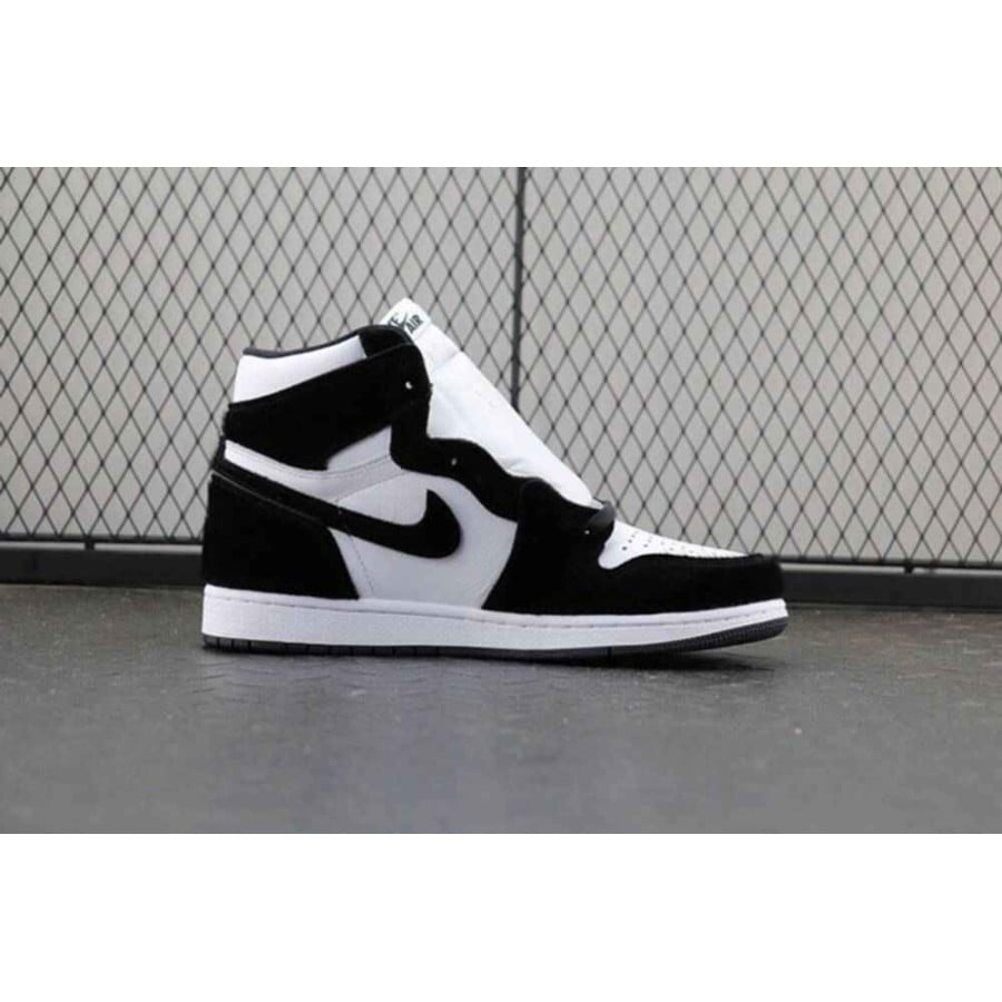 Wmns Air Jordan 1 Retro High OG