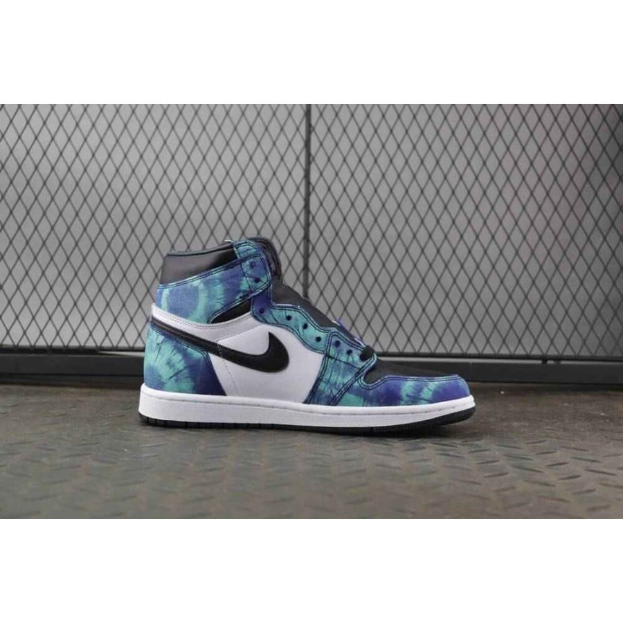Wmns Air Jordan 1 Retro High OG