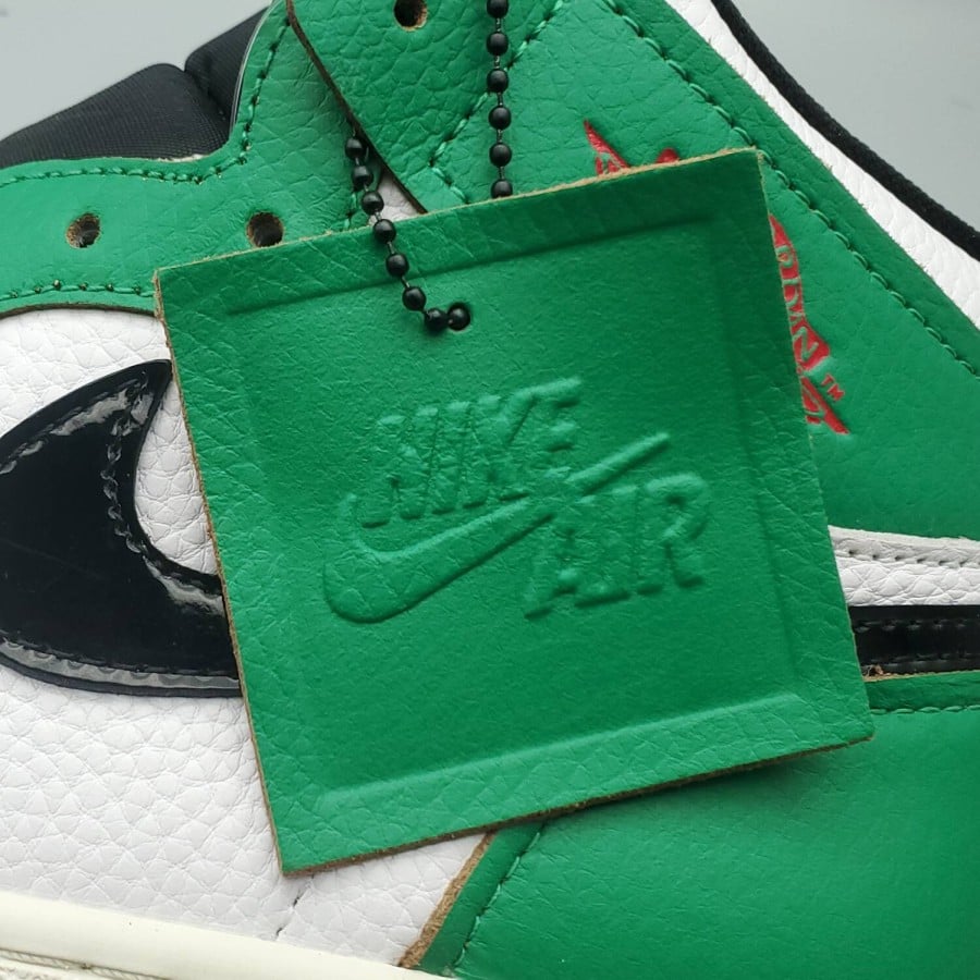 Wmns Air Jordan 1 Retro High OG