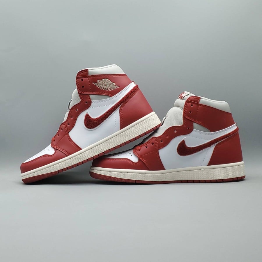 Wmns Air Jordan 1 High OG