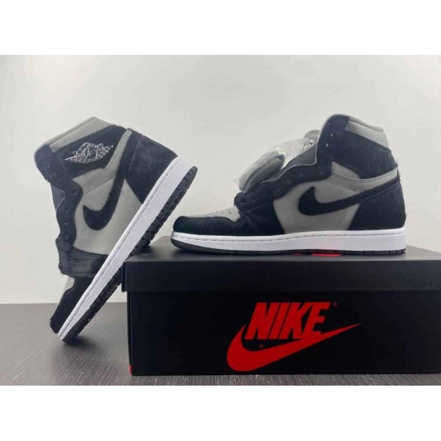 Wmns Air Jordan 1 Retro High OG
