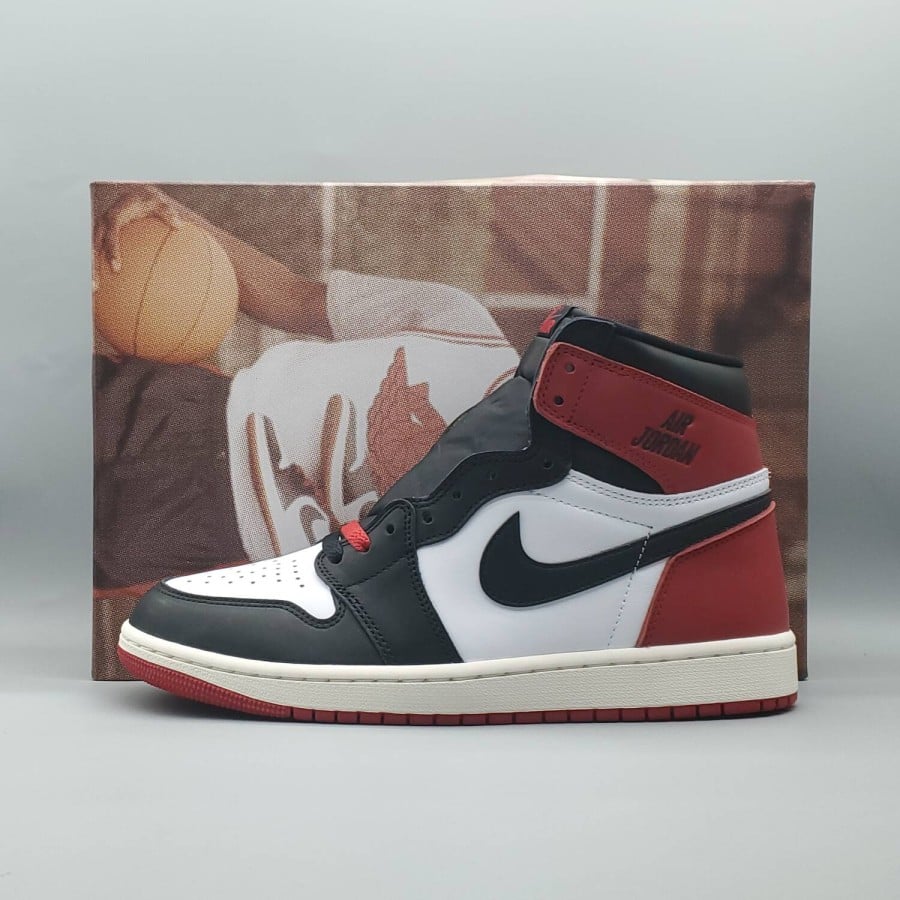Air Jordan 1 Retro High OG