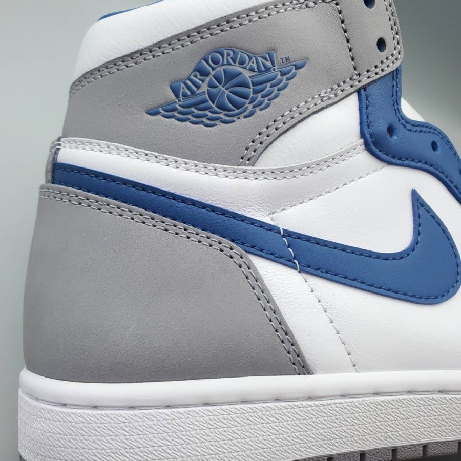 Air Jordan 1 Retro High OG