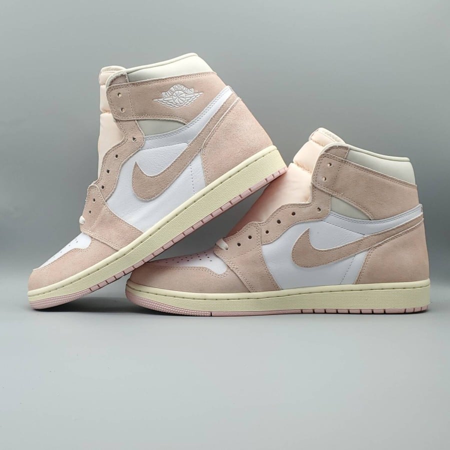 Wmns Air Jordan 1 Retro High OG