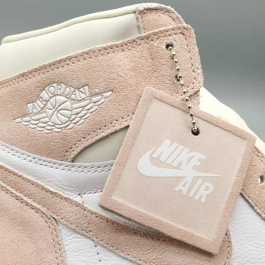 Wmns Air Jordan 1 Retro High OG