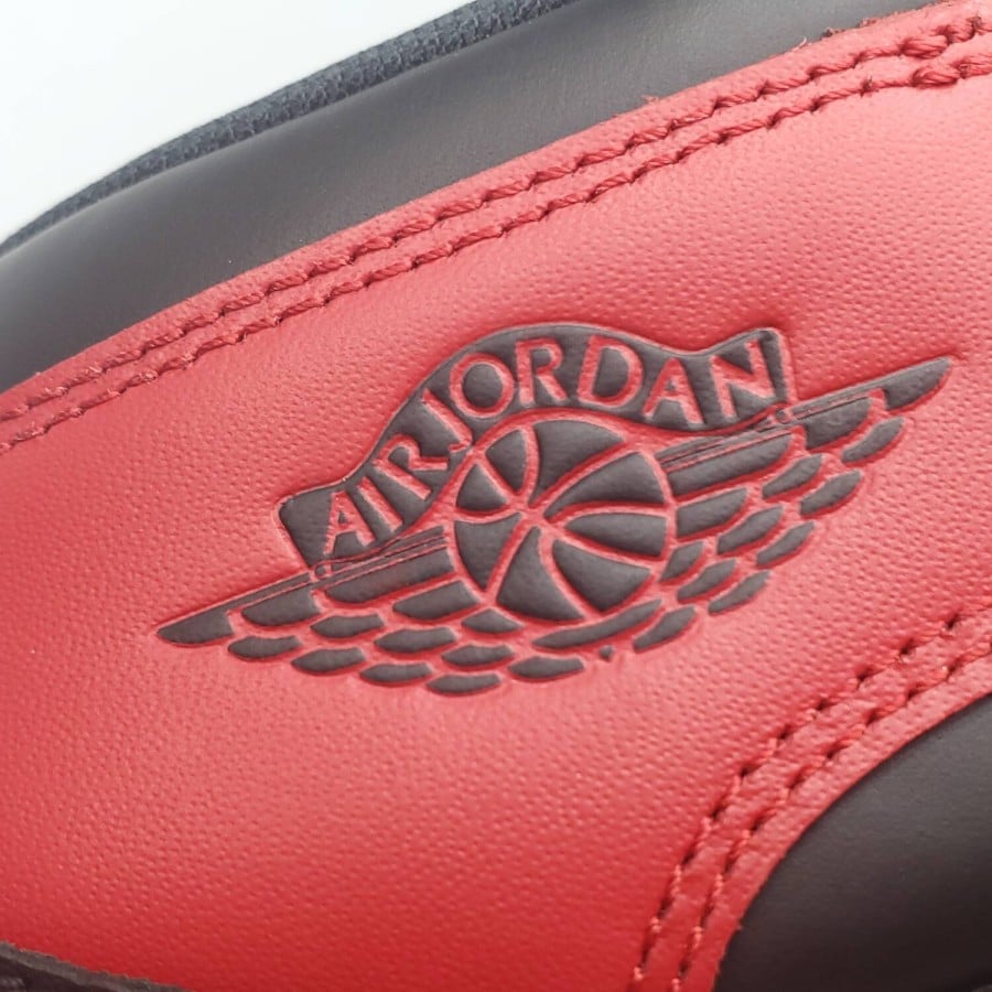 Air Jordan 1 Retro High