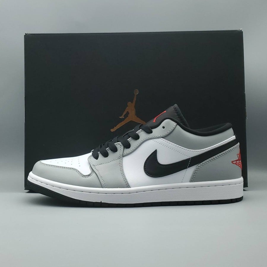Air Jordan 1 Low