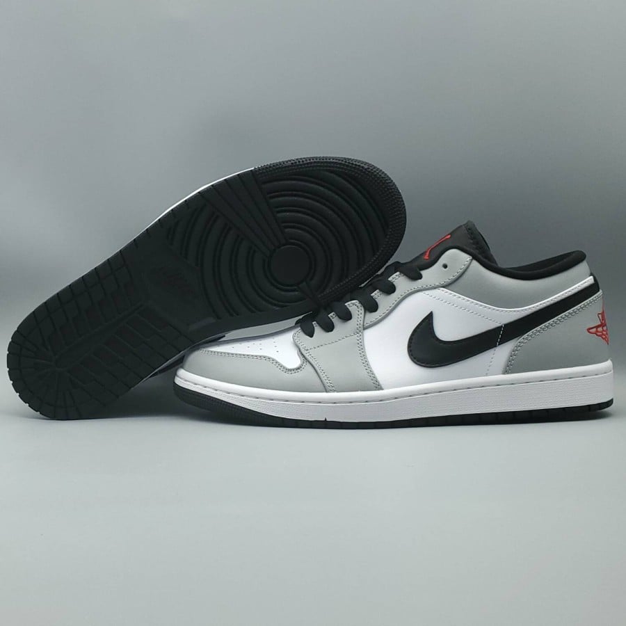 Air Jordan 1 Low