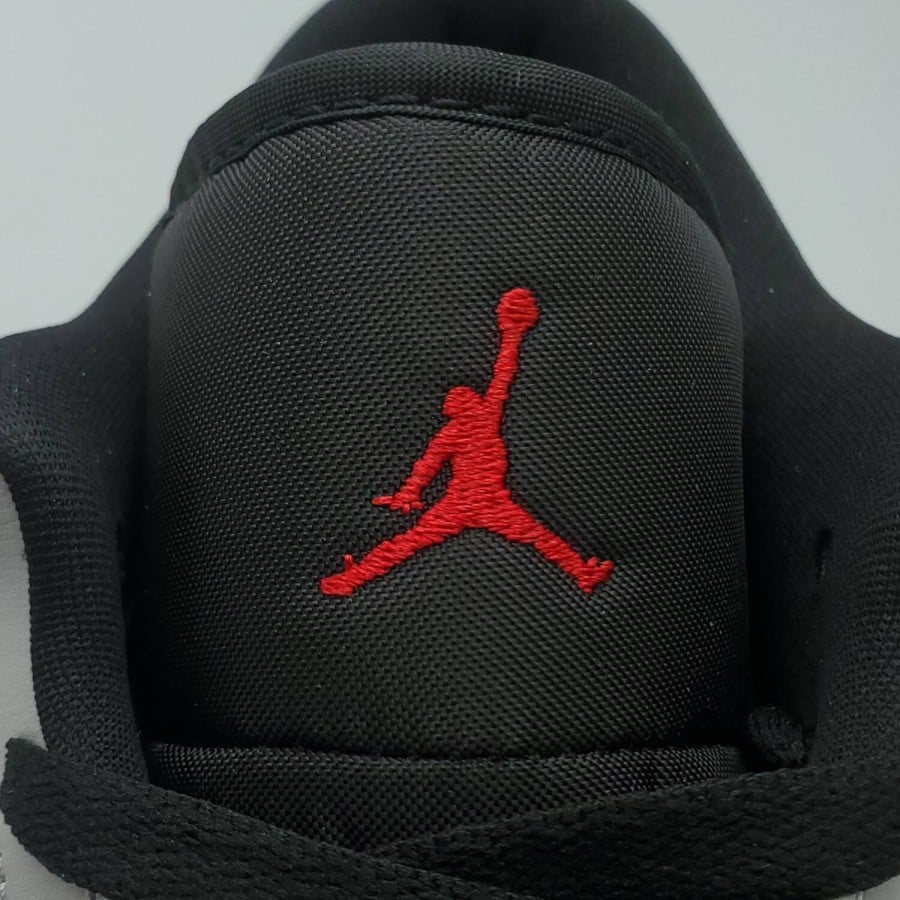 Air Jordan 1 Low