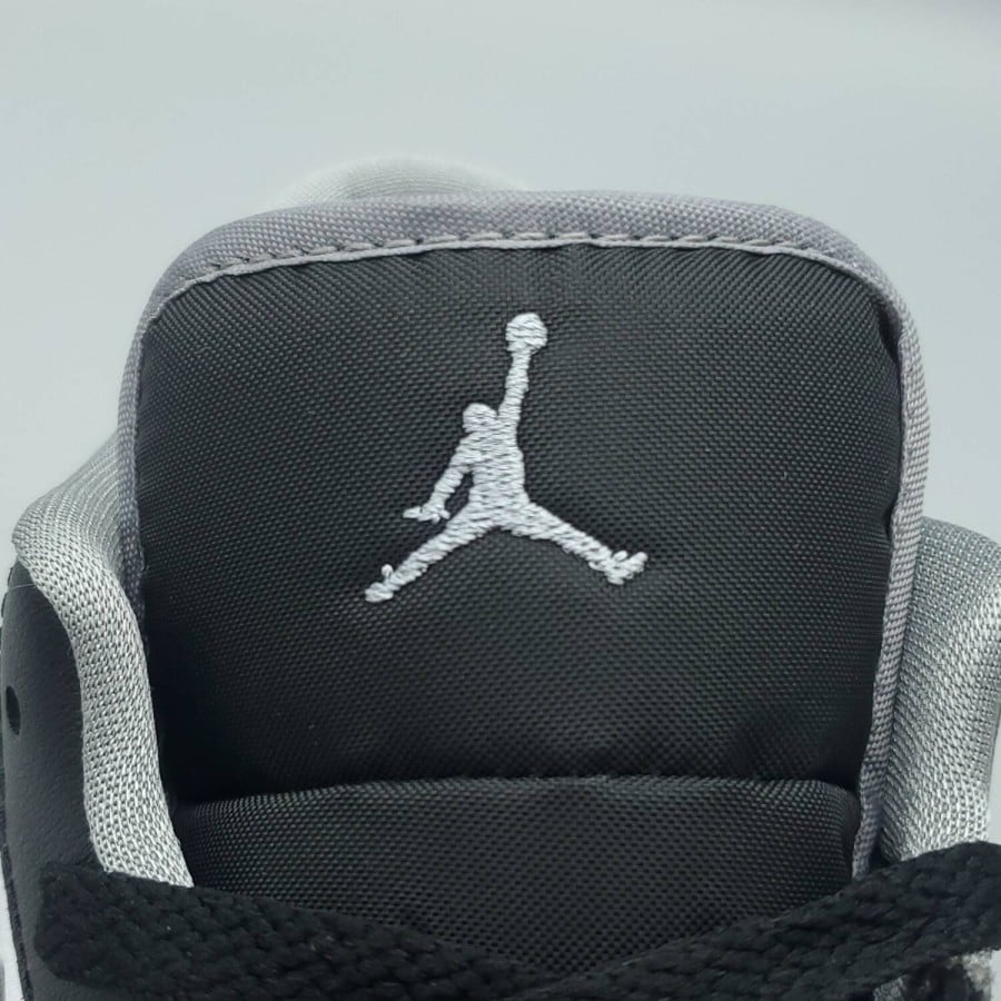 Air Jordan 1 Low