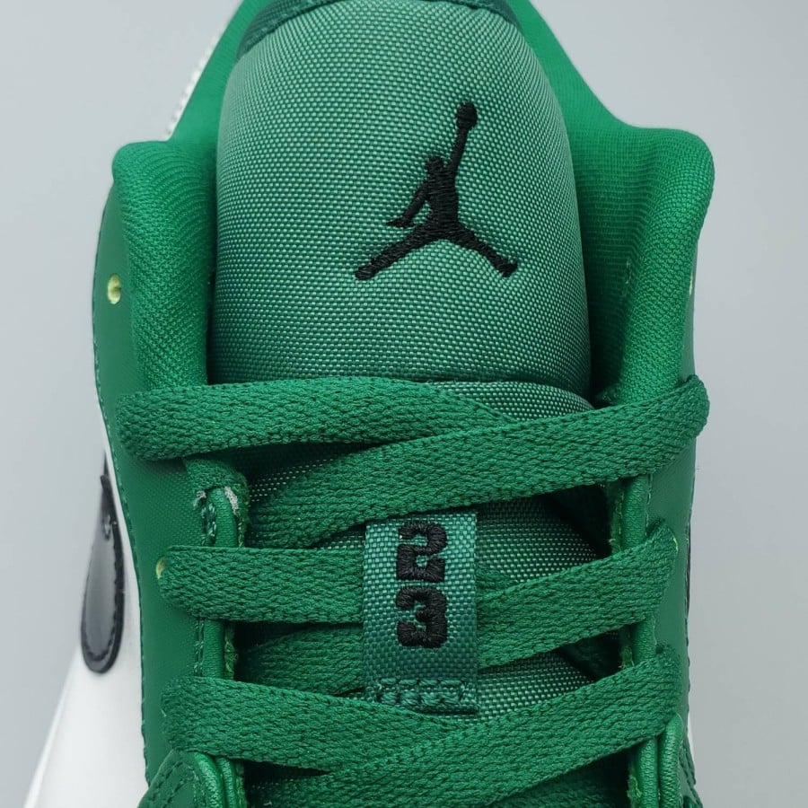 Air Jordan 1 Low