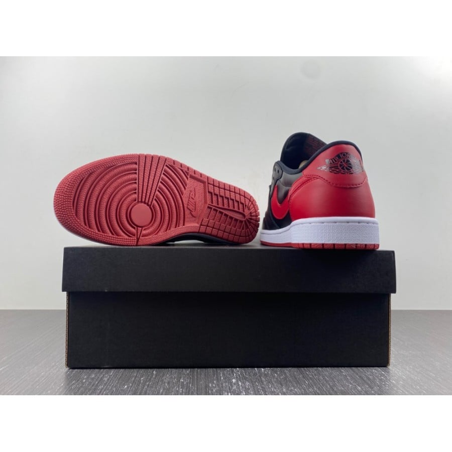 Air Jordan 1 Retro Low OG