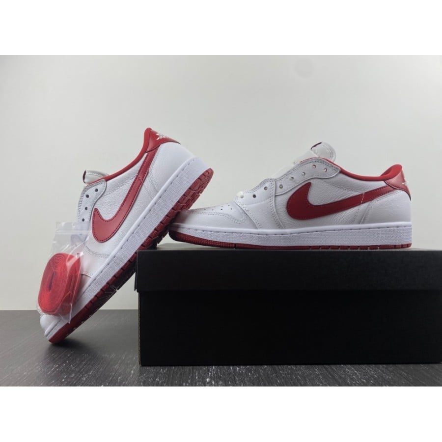 Air Jordan 1 Retro Low OG