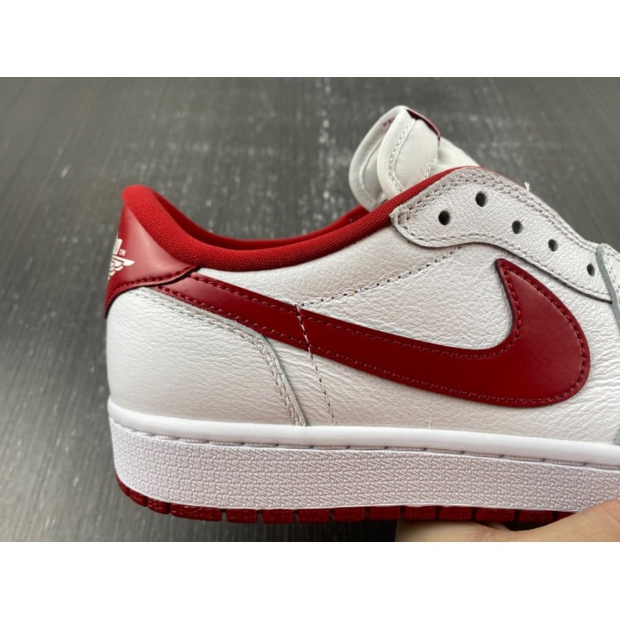 Air Jordan 1 Retro Low OG
