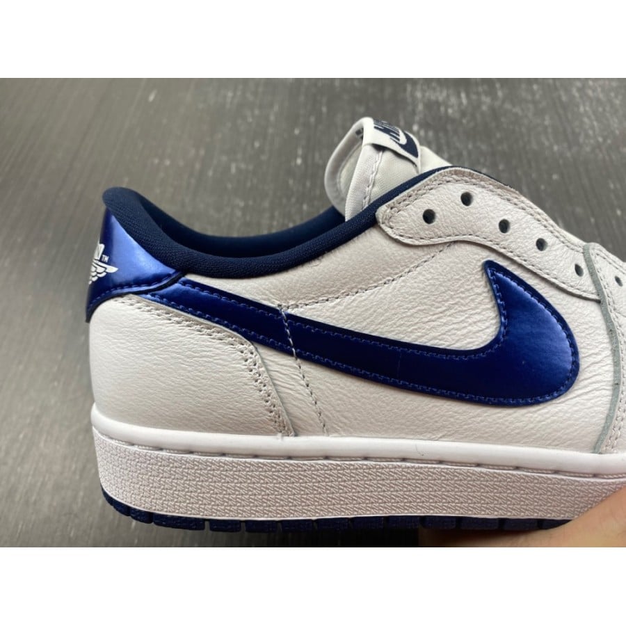 Air Jordan 1 Low Retro OG