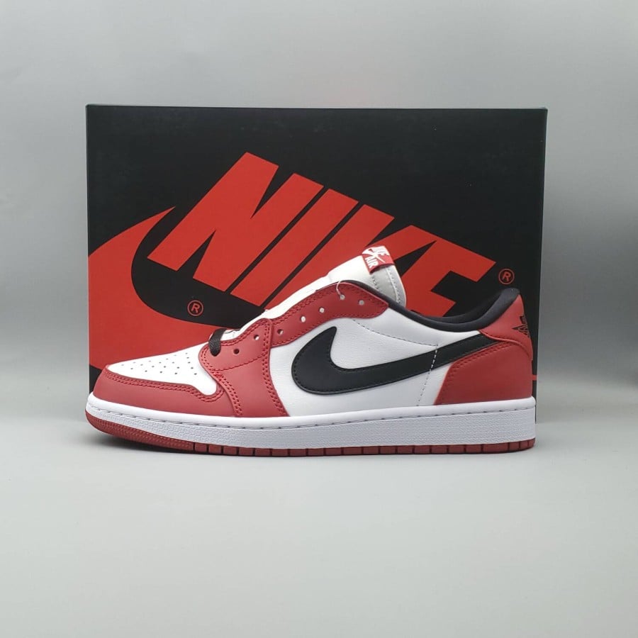 Air Jordan 1 Retro Low OG