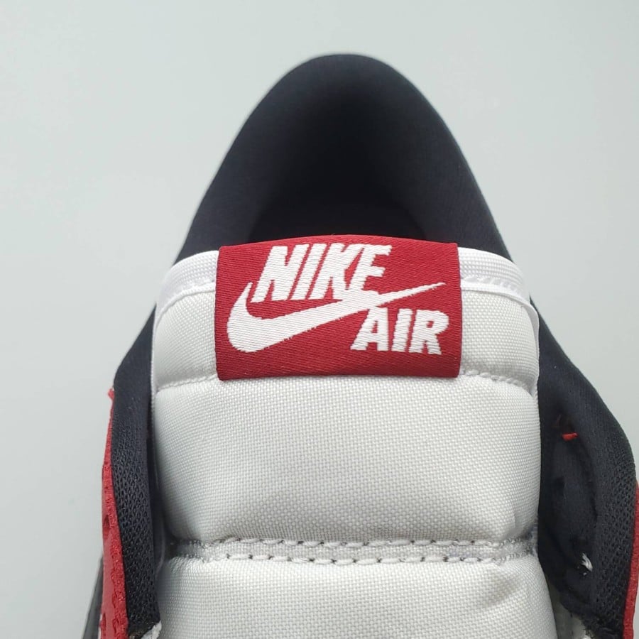 Air Jordan 1 Retro Low OG