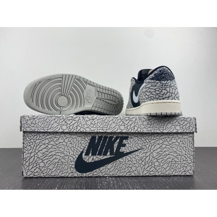 Air Jordan 1 Retro Low OG