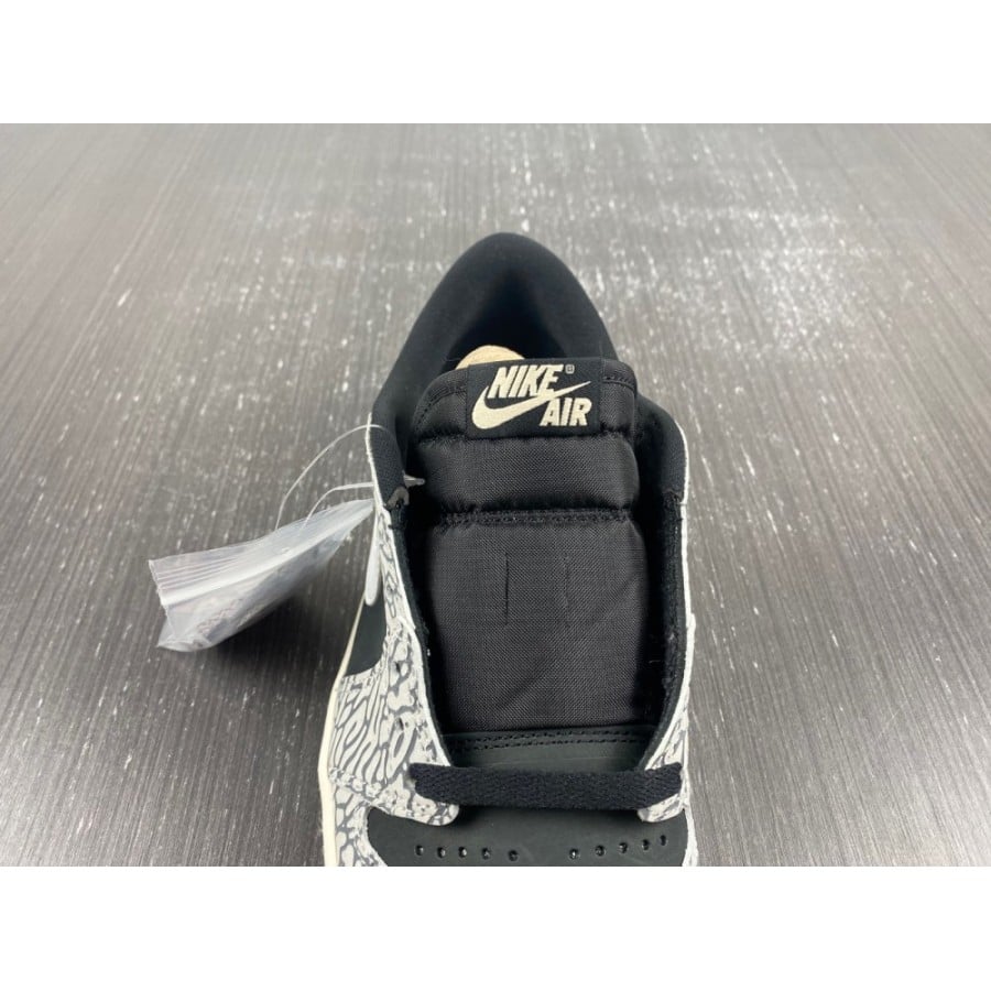 Air Jordan 1 Retro Low OG