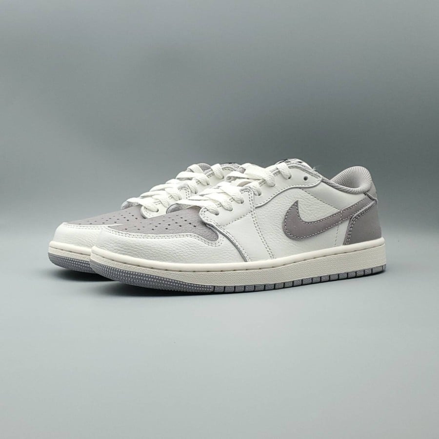 Air Jordan 1 Retro Low OG