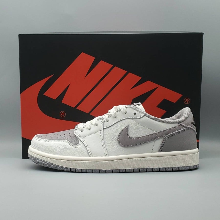 Air Jordan 1 Retro Low OG
