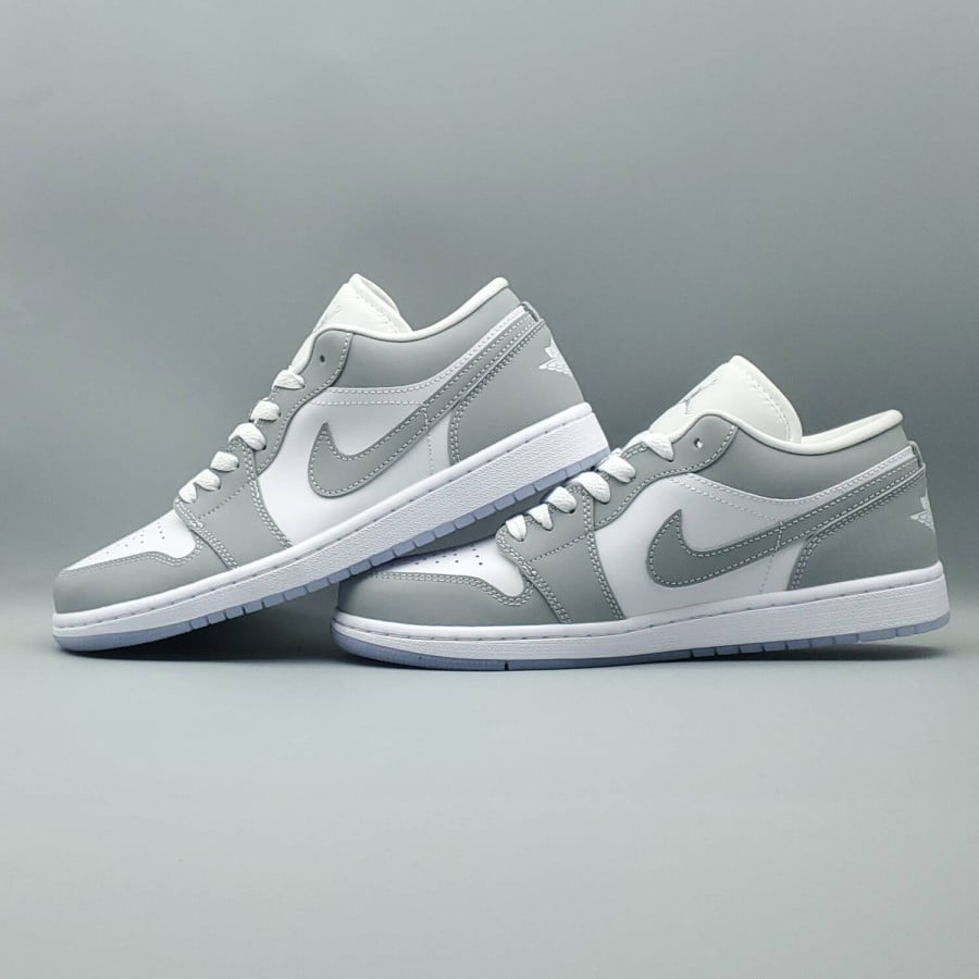Wmns Air Jordan 1 Low