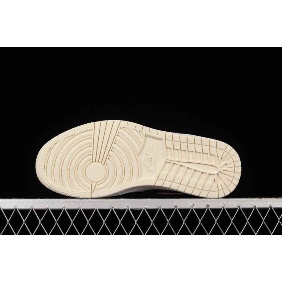 Wmns Air Jordan 1 Low