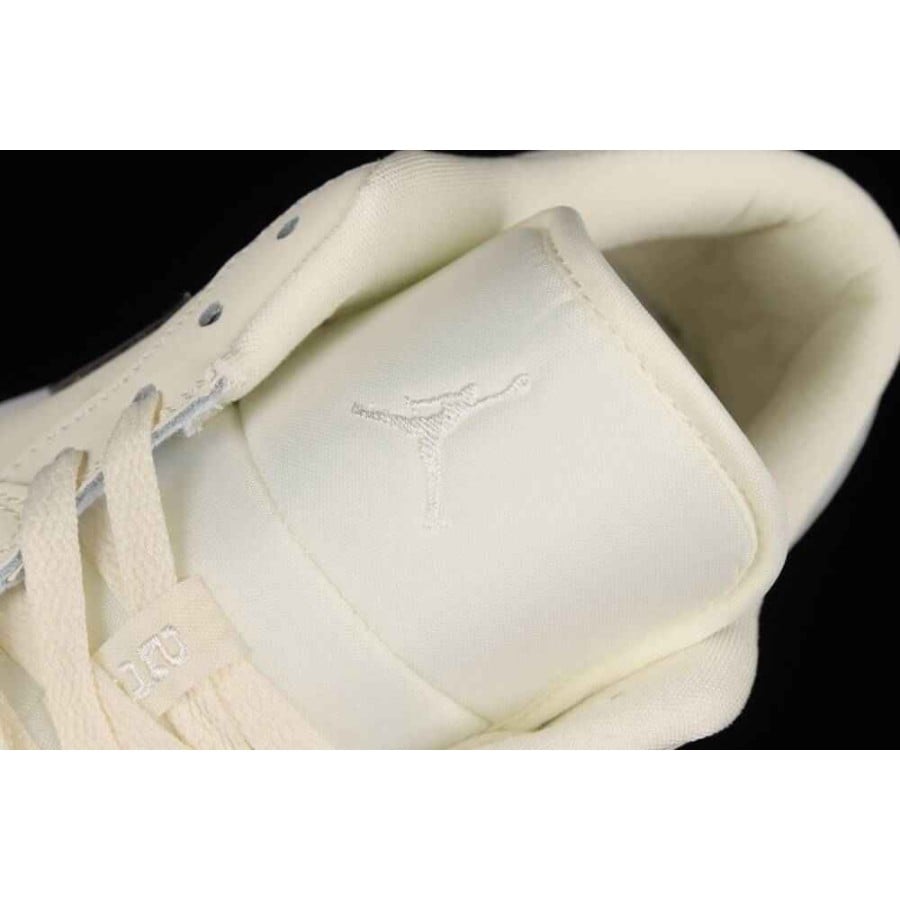 Wmns Air Jordan 1 Low