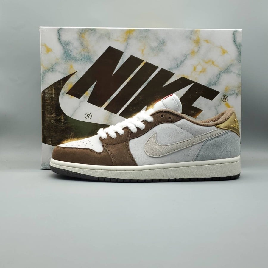 Air Jordan 1 Retro Low OG