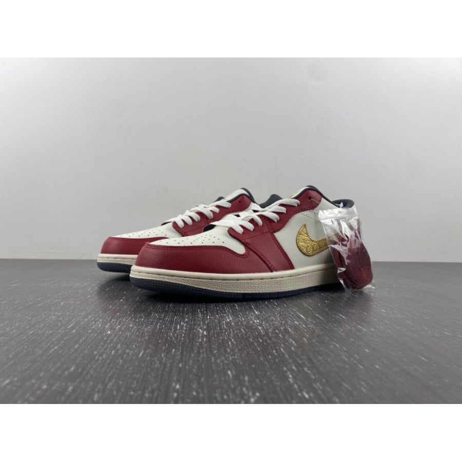 Wmns Air Jordan 1 Low SE