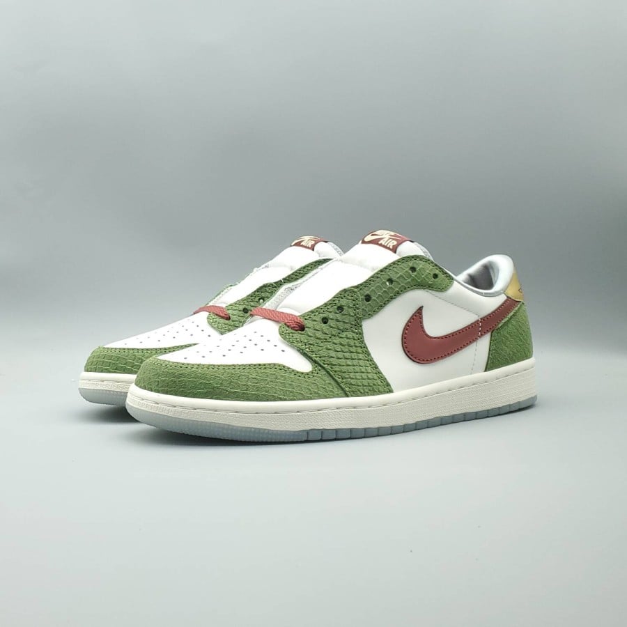 Air Jordan 1 Retro Low OG