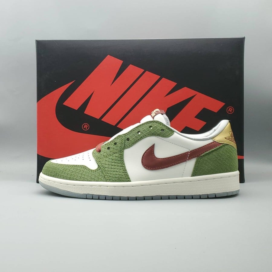 Air Jordan 1 Retro Low OG