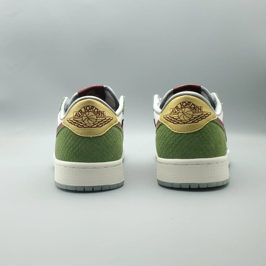 Air Jordan 1 Retro Low OG