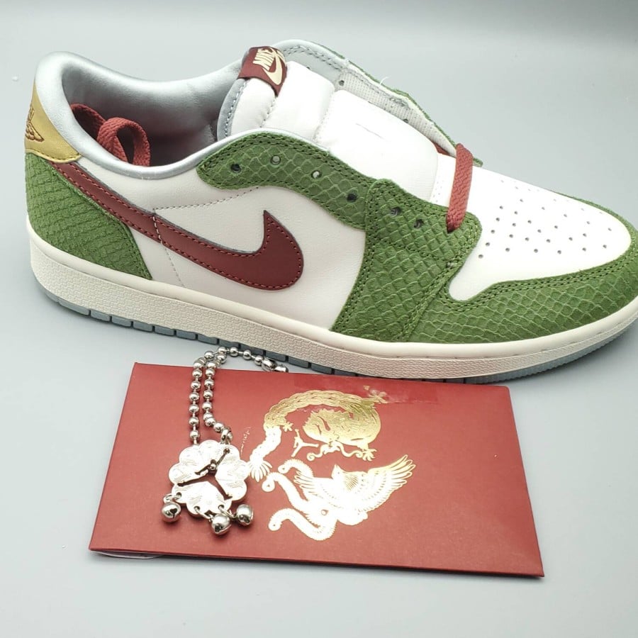 Air Jordan 1 Retro Low OG