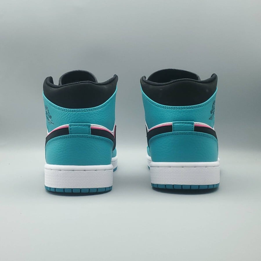 Air Jordan 1 Mid SE