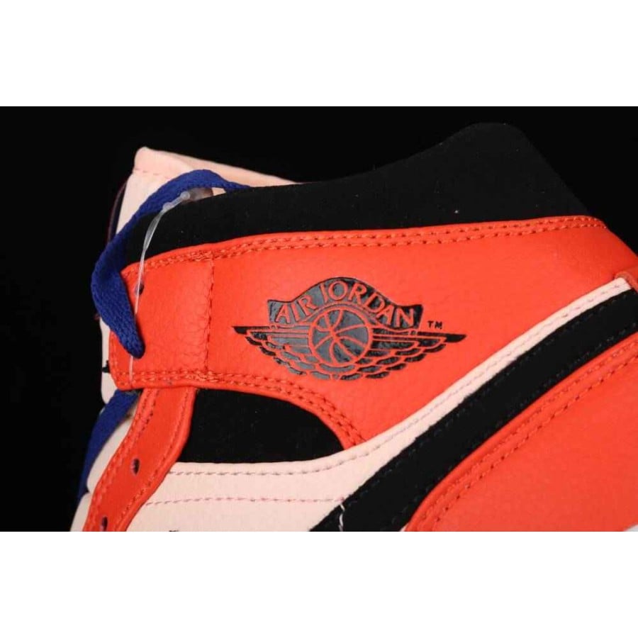 Air Jordan 1 Retro Mid SE