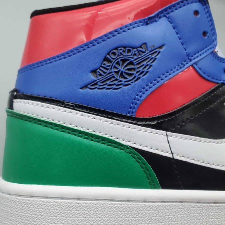 Wmns Air Jordan 1 Mid SE