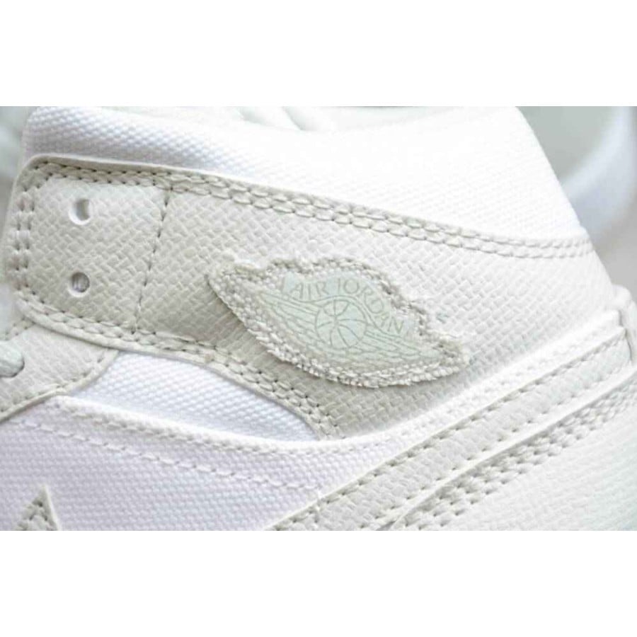 Wmns Air Jordan 1 Mid