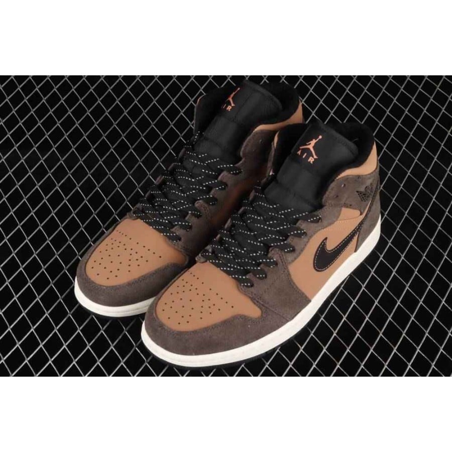 Air Jordan 1 Mid SE