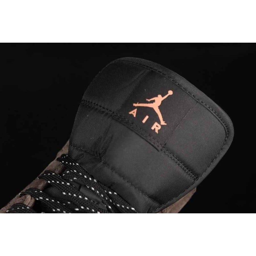 Air Jordan 1 Mid SE