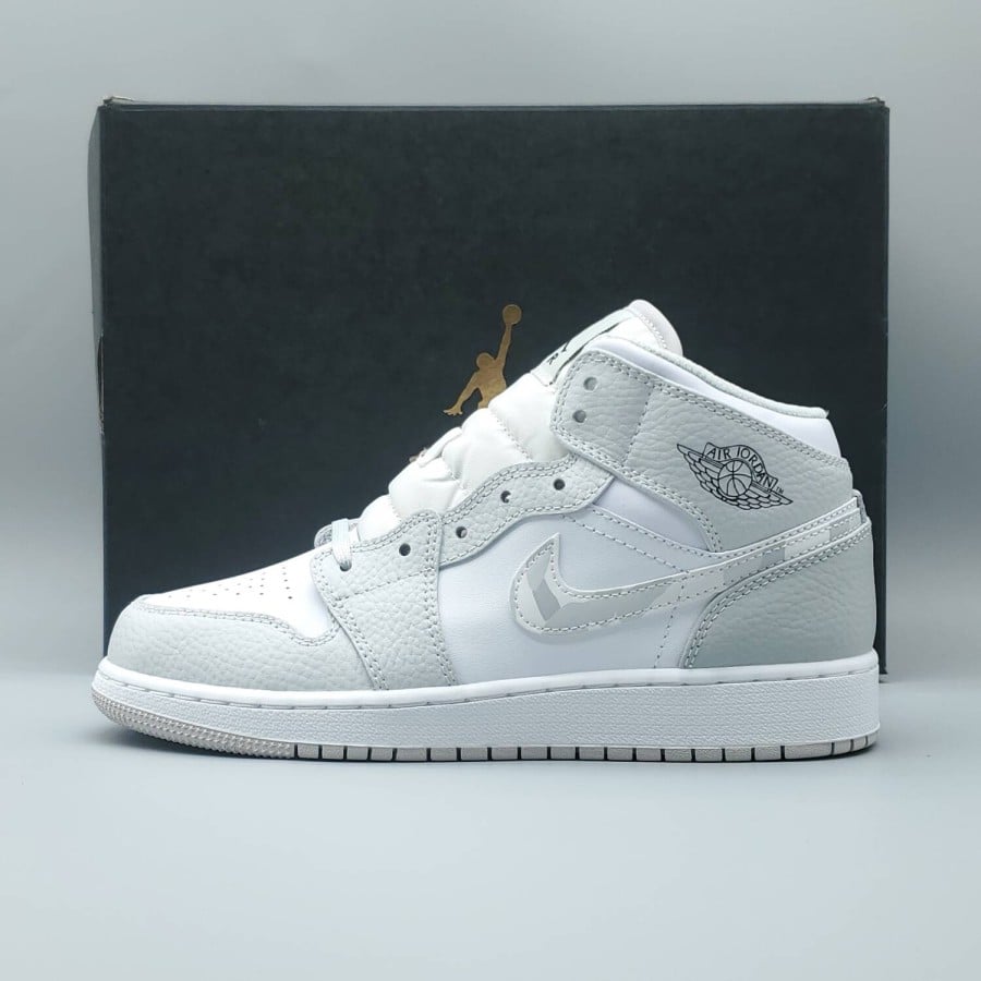 Air Jordan 1 Mid