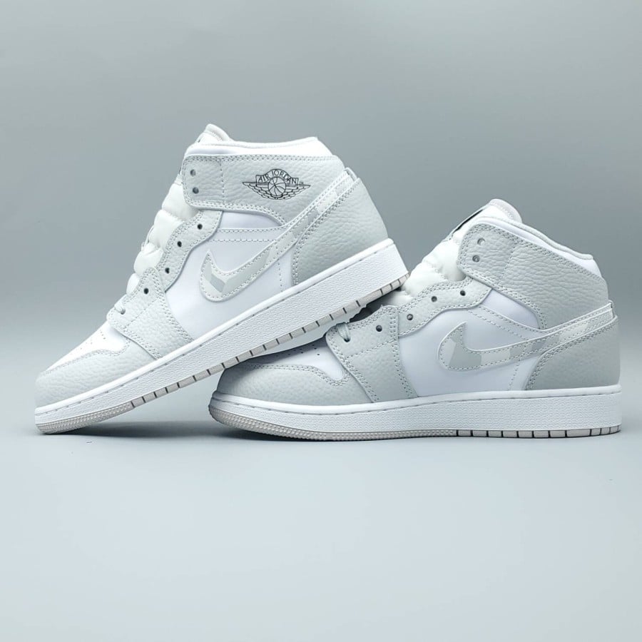 Air Jordan 1 Mid