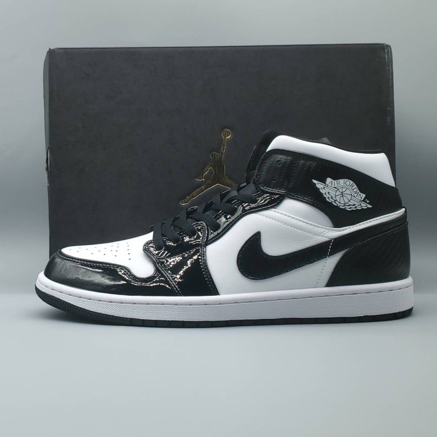 Air Jordan 1 Mid SE