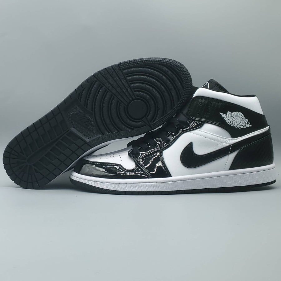Air Jordan 1 Mid SE