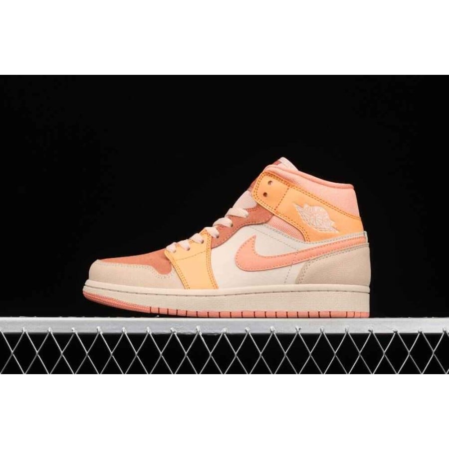 Wmns Air Jordan 1 Mid