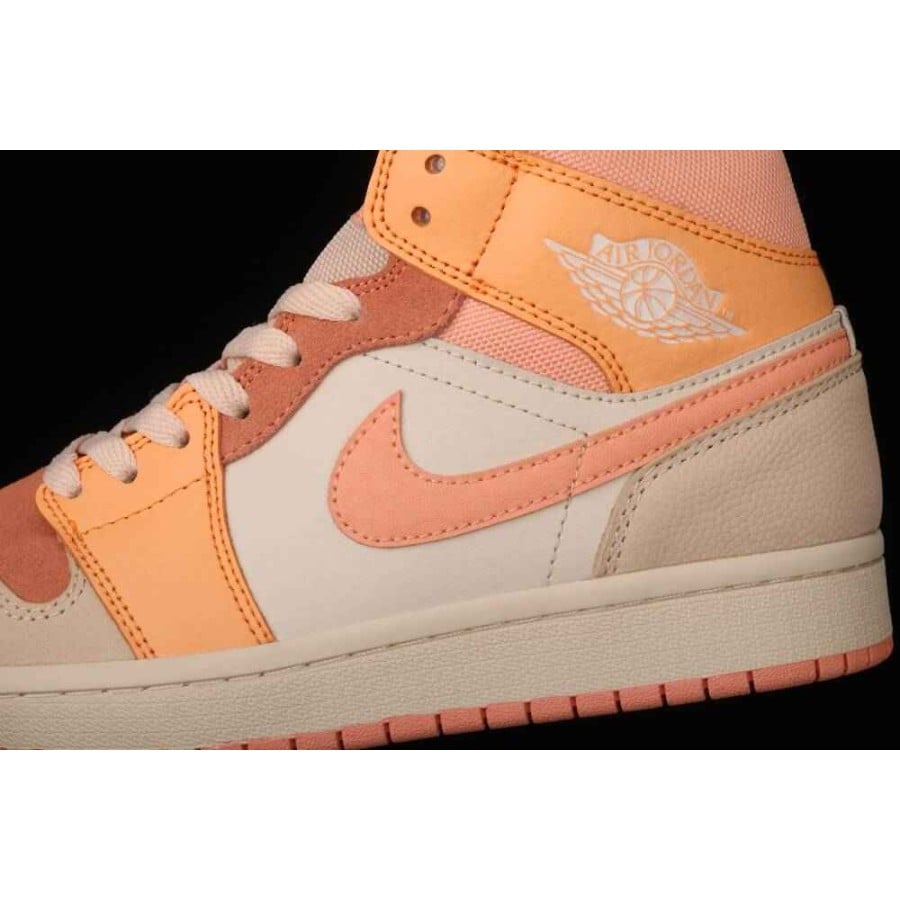 Wmns Air Jordan 1 Mid