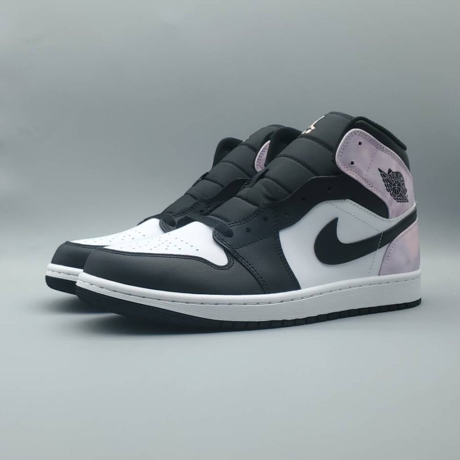 Air Jordan 1 Mid SE